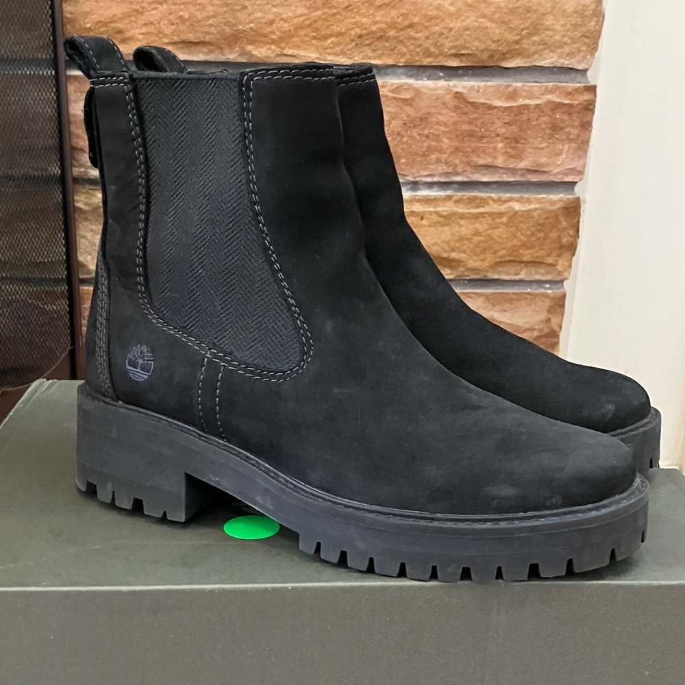 Timberland Black Suede Ankle Boots